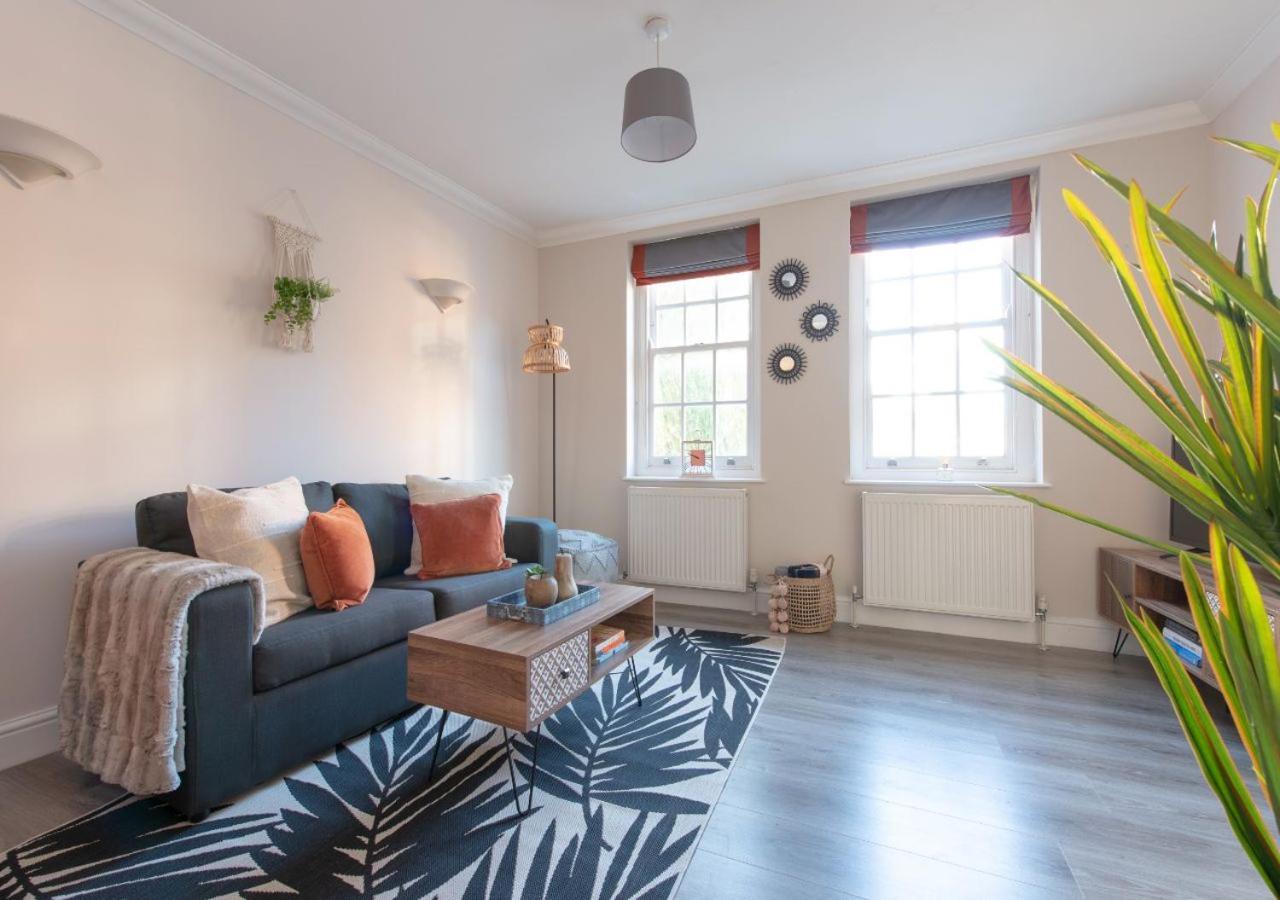 Welcoming And Radiant - One Bedroom In The Heart Of South Apartamento